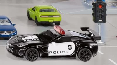 SIKU Super 1545 Chevrolet Corvette ZR1 Police 4 SIKU Super 1545 Chevrolet Corvette ZR1 Police – Bild 2